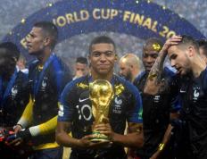 IM体育在线注册-包含法国队豪取乌拉圭，晋级欧洲杯资格赛的词条