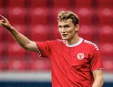 IM体育在线注册-瑞典球员在洲际联赛中斩获进球