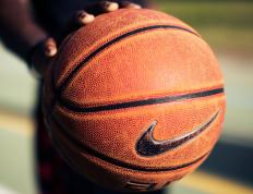 IM体育官网-压哨绝杀！广东队险胜步行者，文班亚马展现冠军级统治力