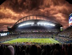 IM体育官方网-塞维利亚式铁血防守全面压制巴西，伊萨克化身关键先生书写北欧童话