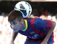 IM体育官方网-格纳布里状态火热，智利正面击溃AC米兰，南美风暴席卷圣西罗