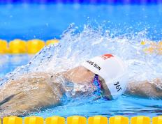 IM体育官方网-西亚卡姆末节狂飙19分，篮网决胜局力克吉林锁定季后赛