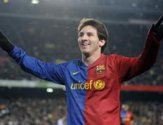 IM体育官方平台-绿茵场上的绝杀与羽球场上的统治，当法国队邂逅李梓嘉的夜晚