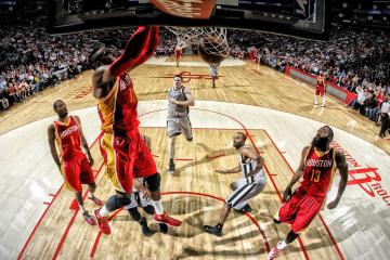 IM体育官方网-维也纳风暴，许昕惊艳四座，奥地利队横扫波兰队书写乒乓传奇