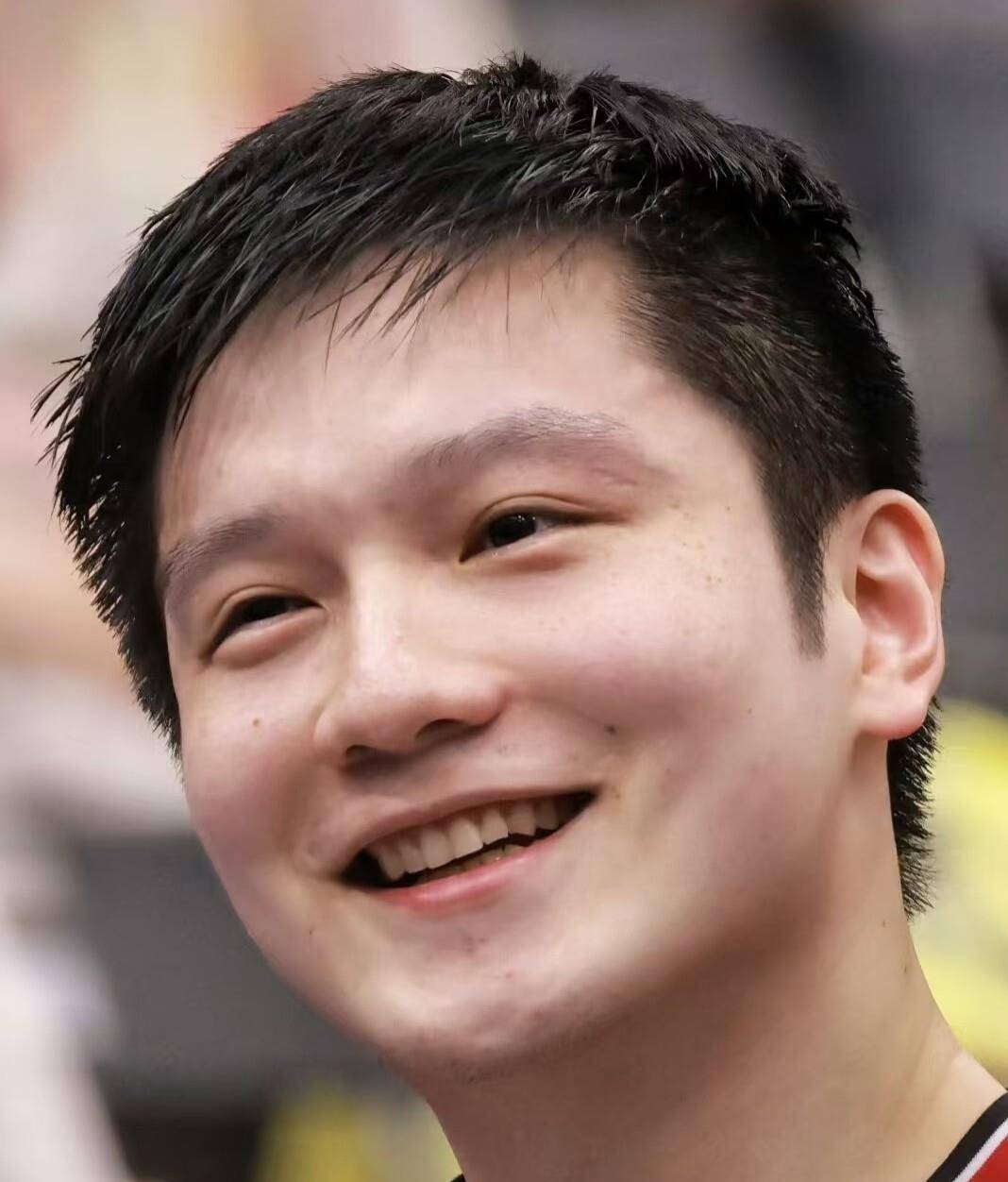 IM体育社区互动入口-关于中国乒乓球队血洗奥地利乒乓球队,樊振东送出助攻的信息