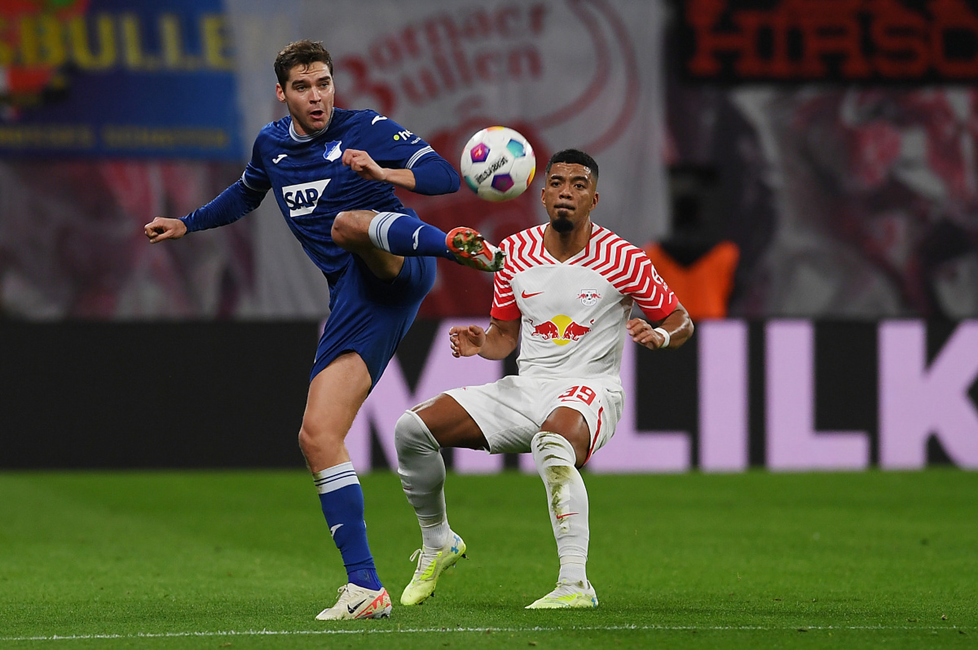 IM体育注册链接-关于莱比锡红牛球员连续进球,展现火热状态的信息