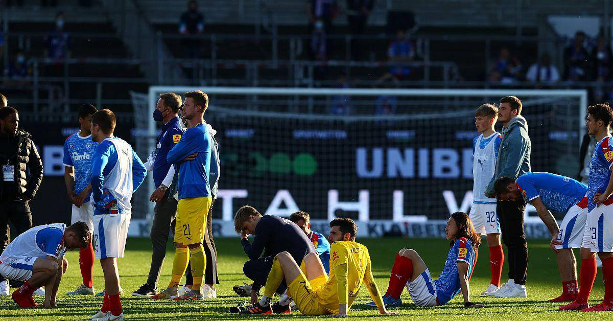 IM体育网页版登录入口-包含波鸿陷入主场困境，保级艰难的词条