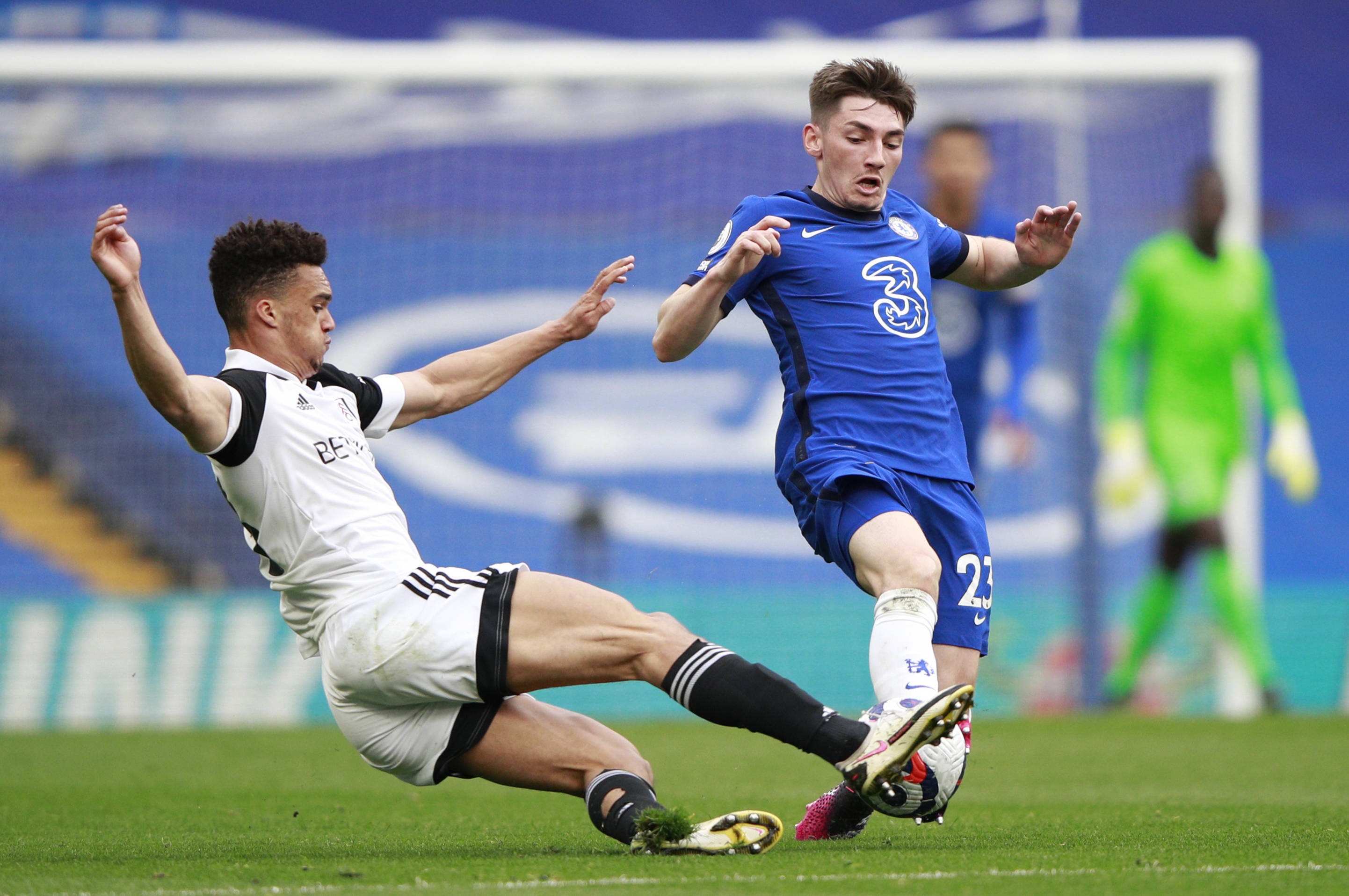 IM体育官网入口-曼城豪取胜利，双线作战稳健的简单介绍