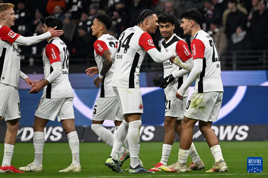 IM体育动画直播通道-关于法兰克福队在德甲比赛中迎来连胜，实力逐渐显露的信息