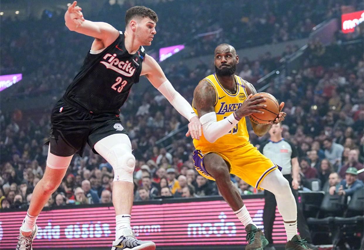 IM体育官方网站-包含开拓者第四节逆转湖人,豪取十连胜的词条