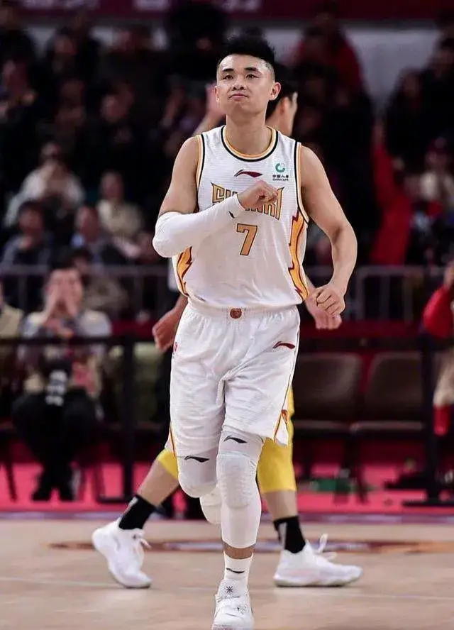 IM Sport-新疆队主帅调整战术,终结连败