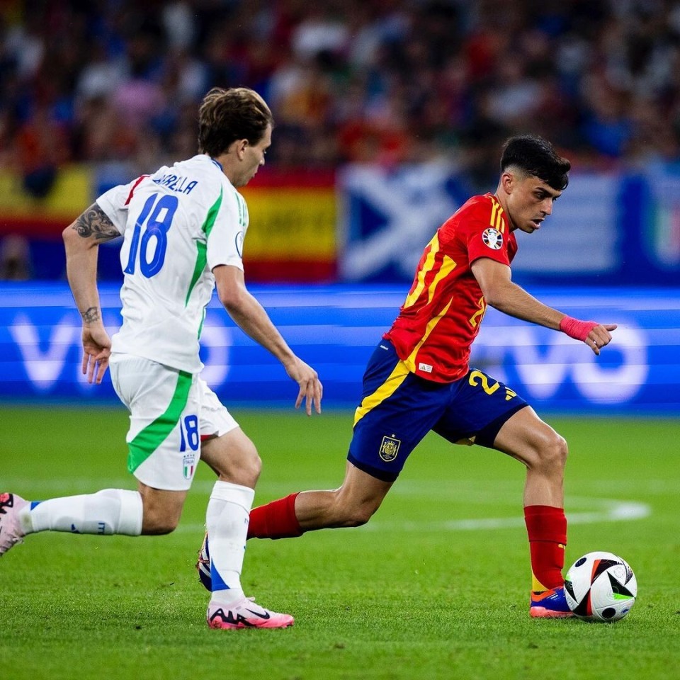 IM体育赛事直播入口-西班牙足球队成功晋级国际大赛