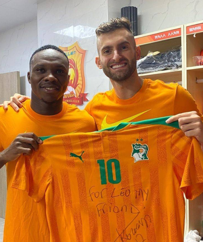 IM体育赛事直播入口-泰国队力克日本队，黄鸭组合惊艳四座的简单介绍