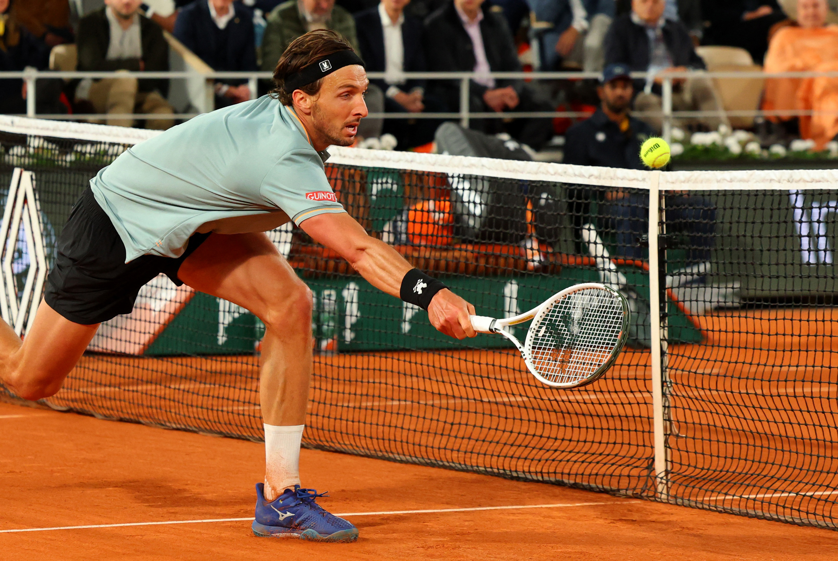 IM体育下载-包含ATP总决赛鏖战法网，辛纳统治全场的词条