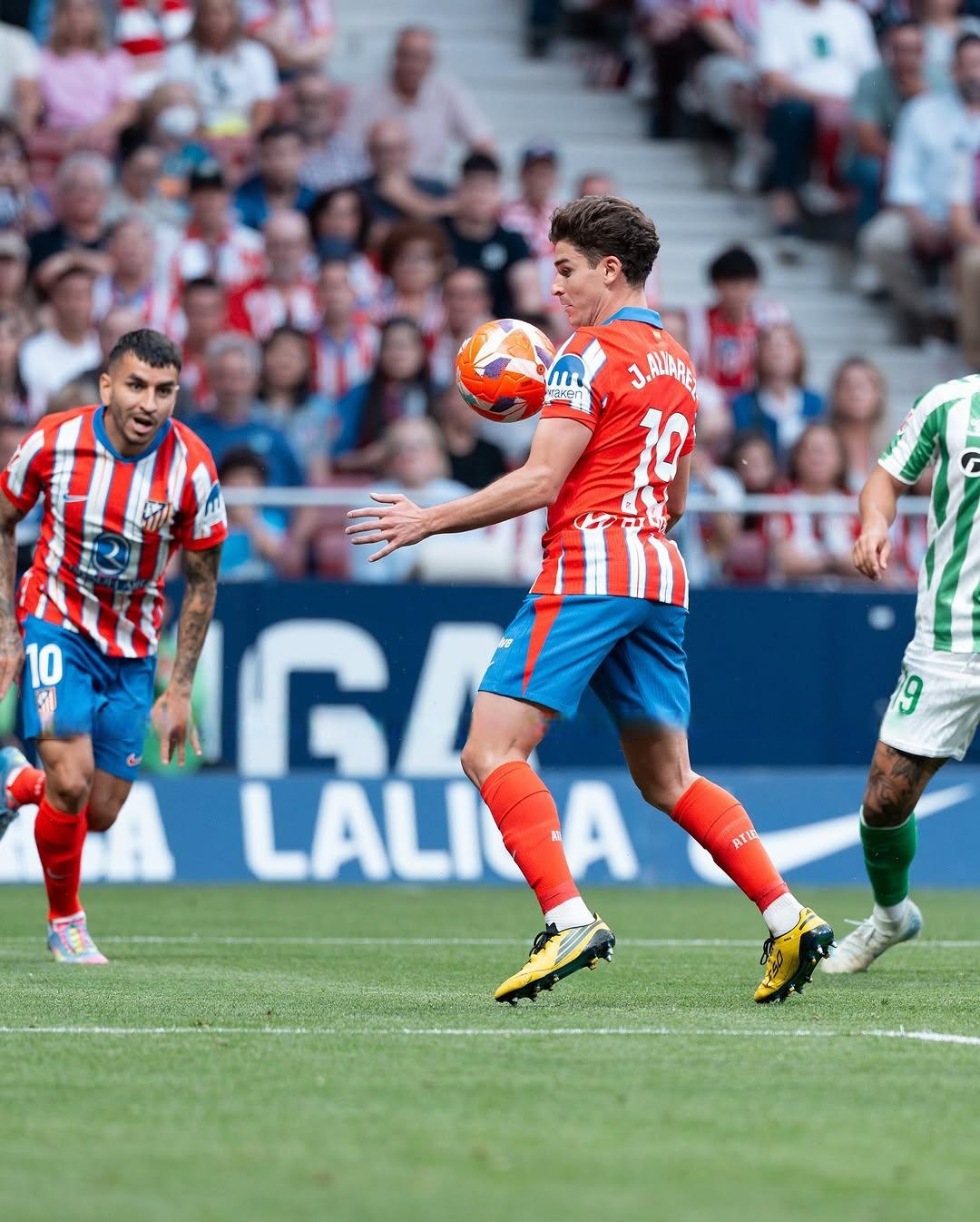 IM体育下载-关于荷兰逆转瑞士，苏亚雷斯点燃赛场的信息